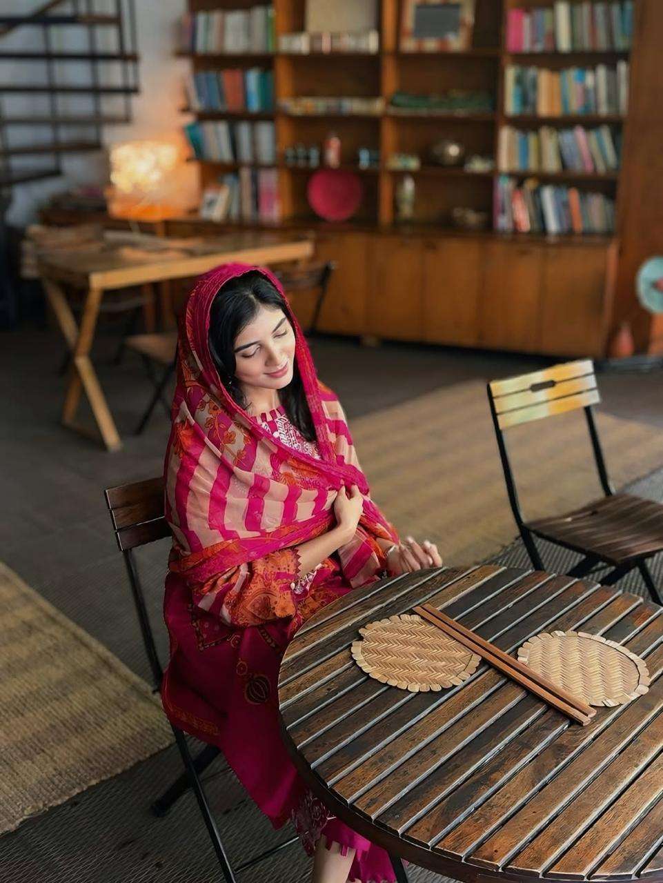 LUXURY LAWN COLLECTION D no:-3768 BY JIHAN